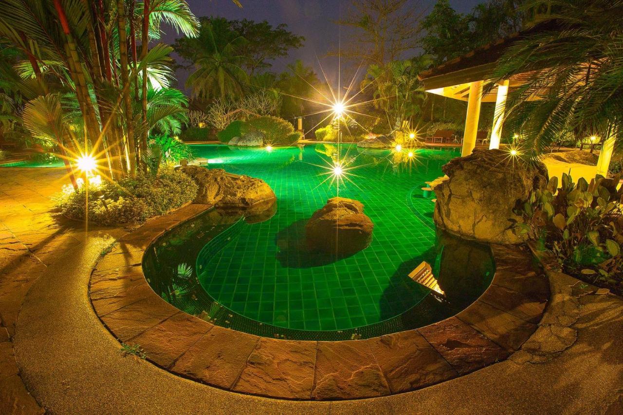 Golden Pine Resort And Spa Chiang Rai Extérieur photo