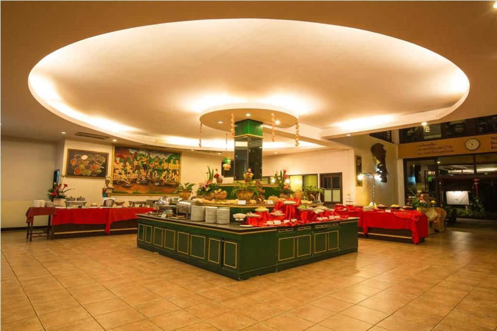 Golden Pine Resort And Spa Chiang Rai Extérieur photo