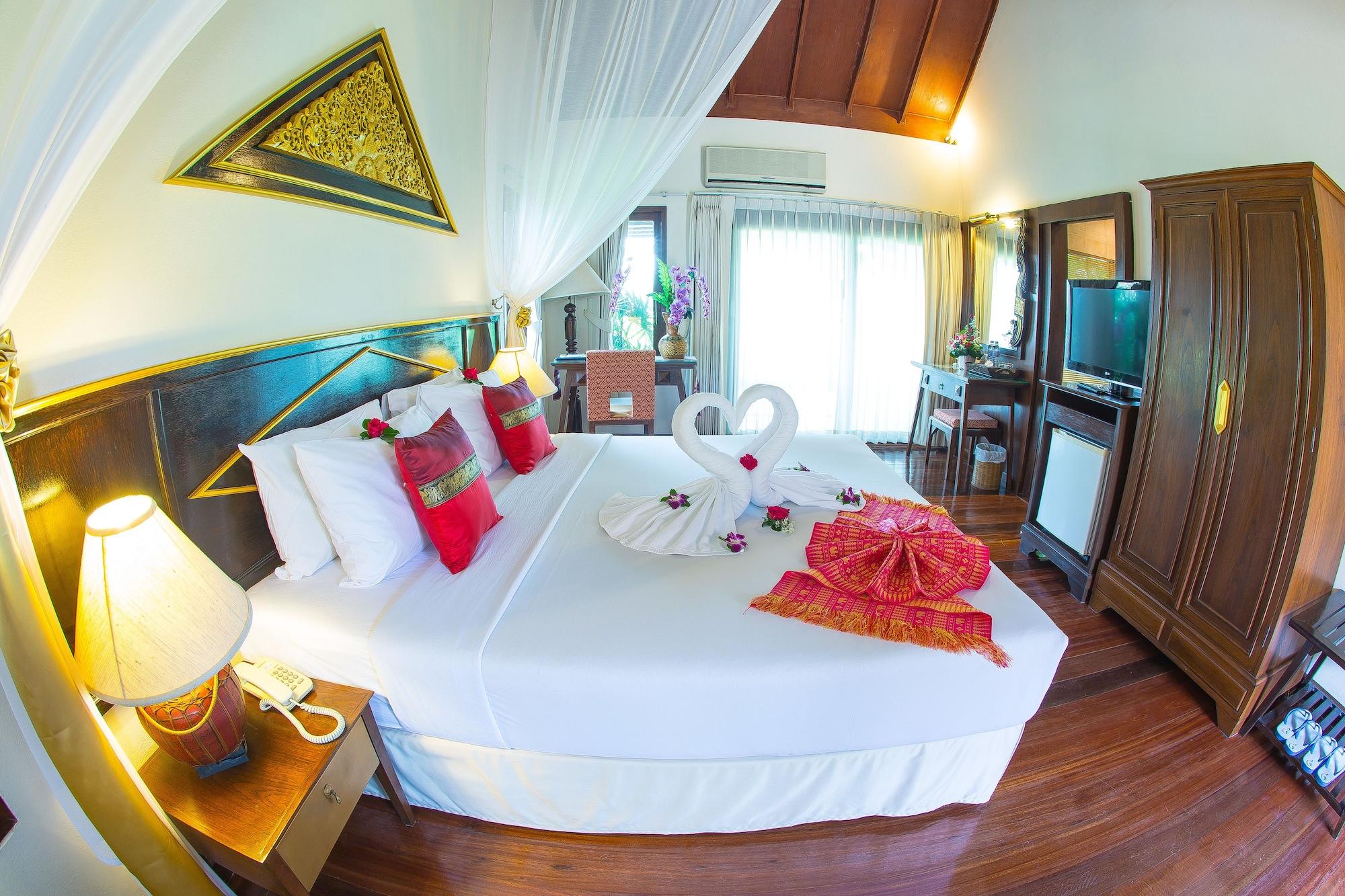 Golden Pine Resort And Spa Chiang Rai Extérieur photo