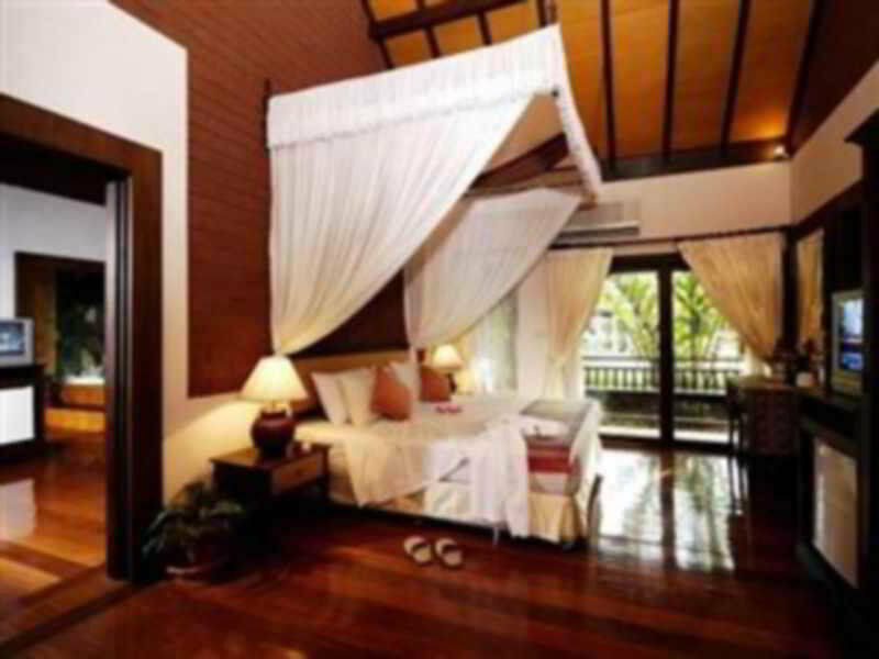 Golden Pine Resort And Spa Chiang Rai Extérieur photo